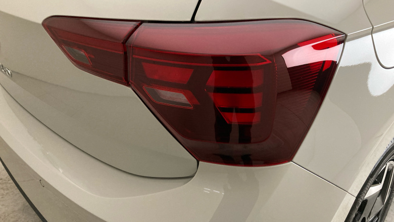 Volkswagen Polo 1.0 TSI R-Line 5dr Petrol Hatchback